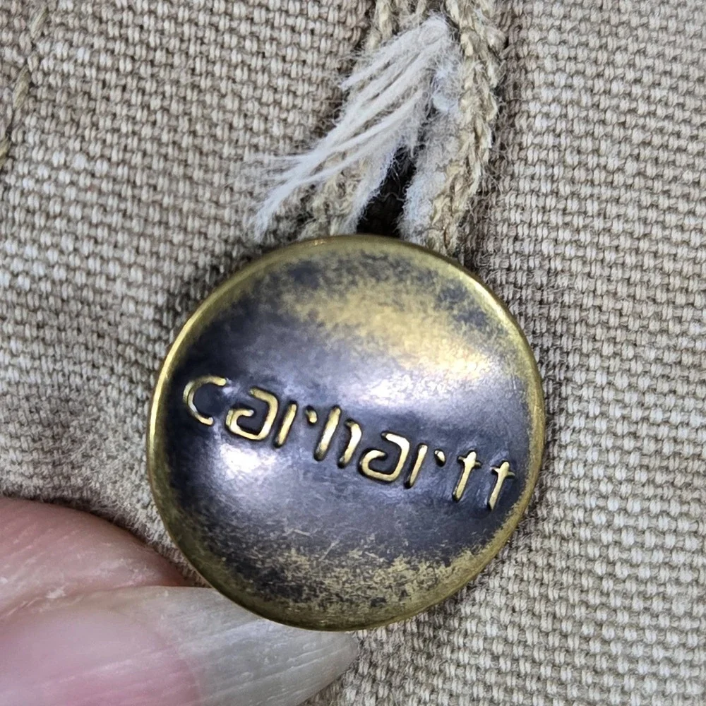 Carhartt ***stains item